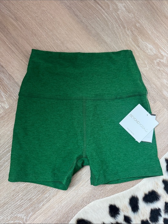 Beyond Yoga Pants - Beyond Yoga Emerald Green High-Rise Bike Shorts